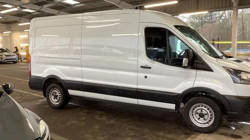 Used Ford Transit S 130 HP (95 kW) 2021 White Van