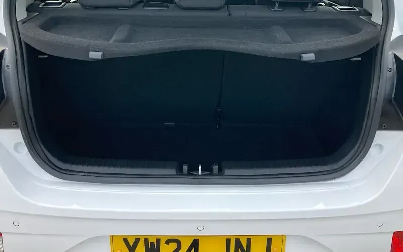 Used Hyundai i10 Advanced 63 HP (46 kW) 2026 Hatchback
