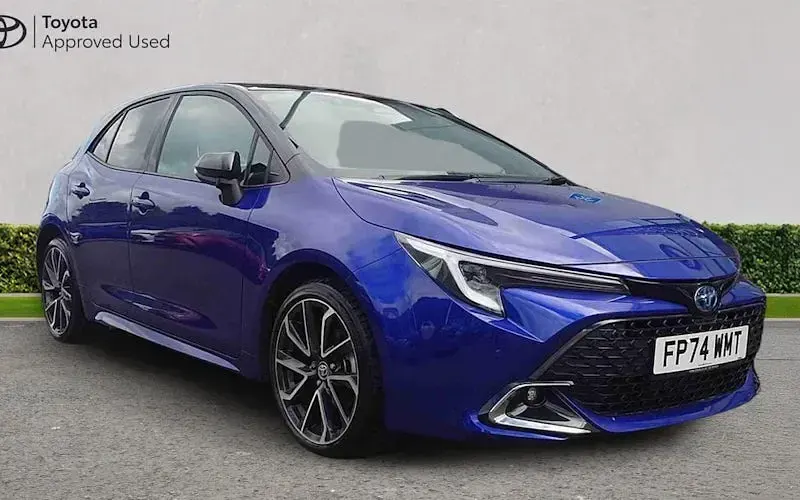 Used Toyota Corolla 140 HP (102 kW) 2026 Hatchback