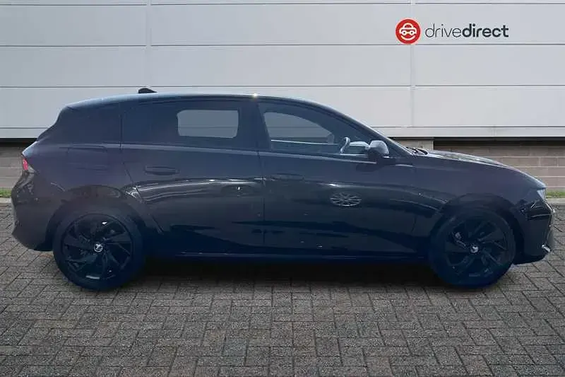 Used Vauxhall Astra S 130 HP (95 kW) 2023 Black Hatchback