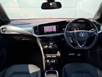 Used Vauxhall Mokka Edition 100 kW (136 HP) 2021 Red SUV