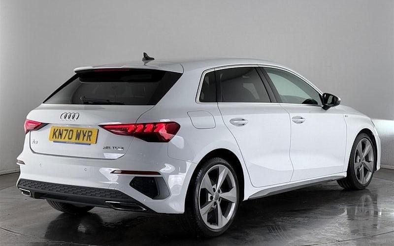 Used Audi A3 Sportback S-Line 150 HP (110 kW) 2024 Hatchback