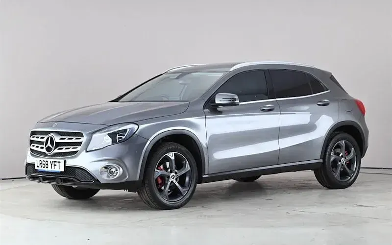 Used Mercedes GLA200 156 HP (114 kW) 2018 Grey SUV