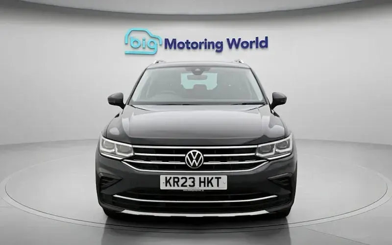 Used VW Tiguan Elegance 150 HP (110 kW) 2023 Grey SUV