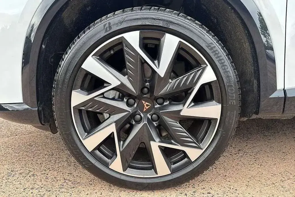 New Cupra Formentor 150 HP (110 kW) 2025 White SUV