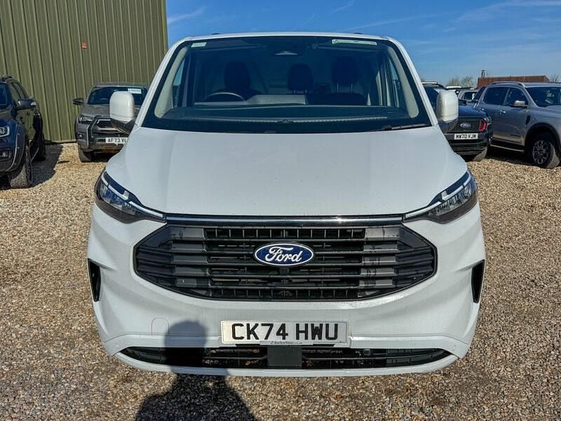 Used Ford Transit Custom Limited 136 HP (100 kW) 2024 White Van