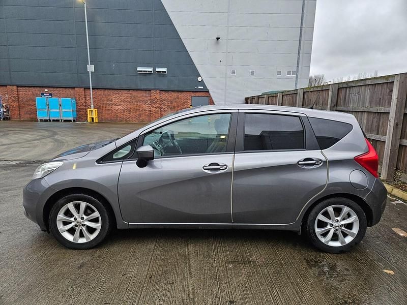 Used Nissan Note Tekna 90 HP (66 kW) 2014 Grey Hatchback