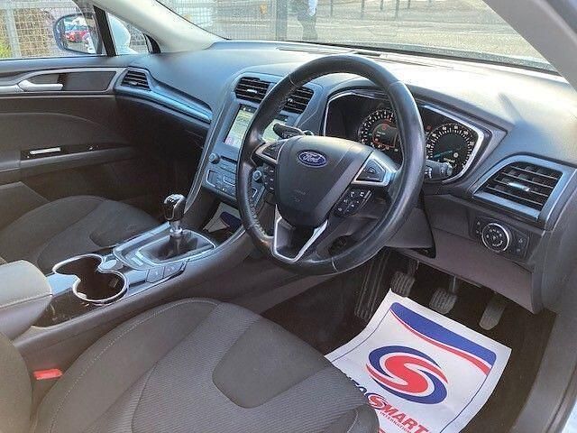 Usado Ford Mondeo Titanium 150 HP (110 kW) 2016 Branco Citadino