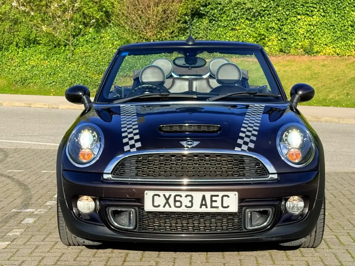 Begagnad Mini Cooper S Cabriolet 2013 Brun Cab