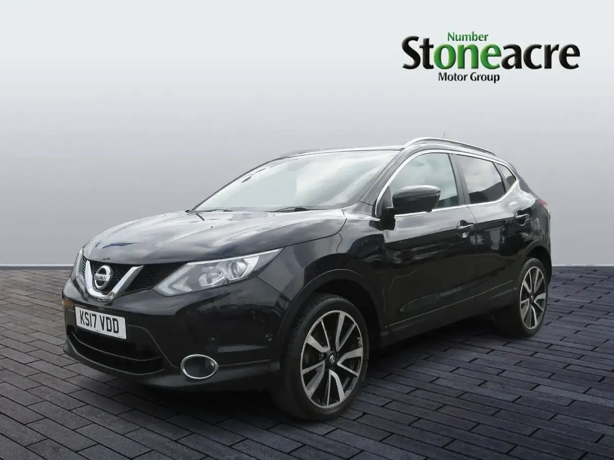 Used Nissan Qashqai Tekna 110 HP (80 kW) 2017 Black SUV