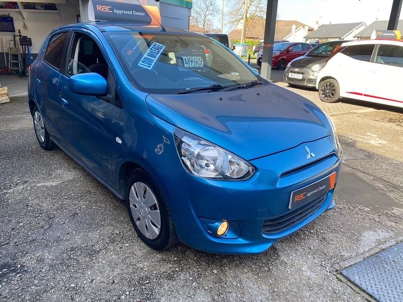 Used Mitsubishi Mirage 79 HP (58 kW) 2014 Blue Hatchback