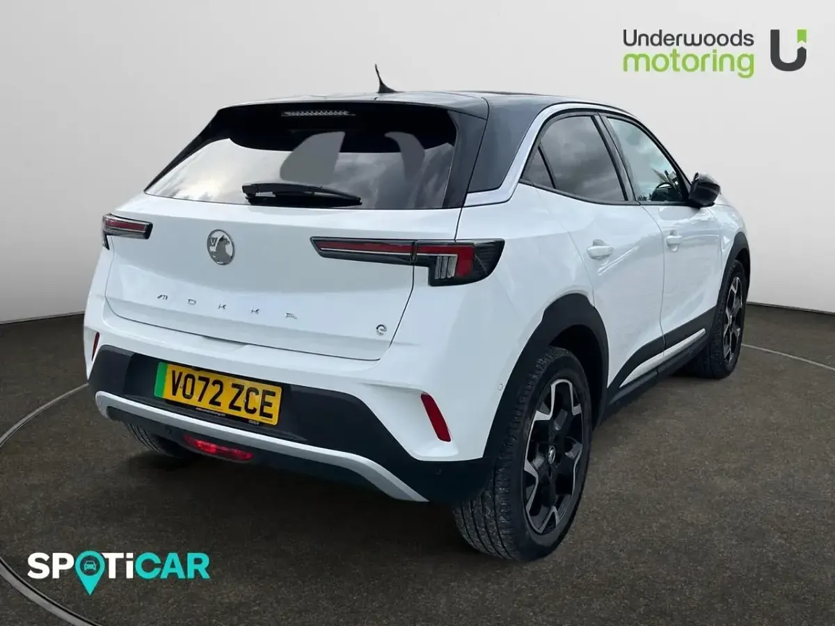 Second-hand Vauxhall Mokka Ultimate 98 kW (134 CP) 2022 Alb SUV