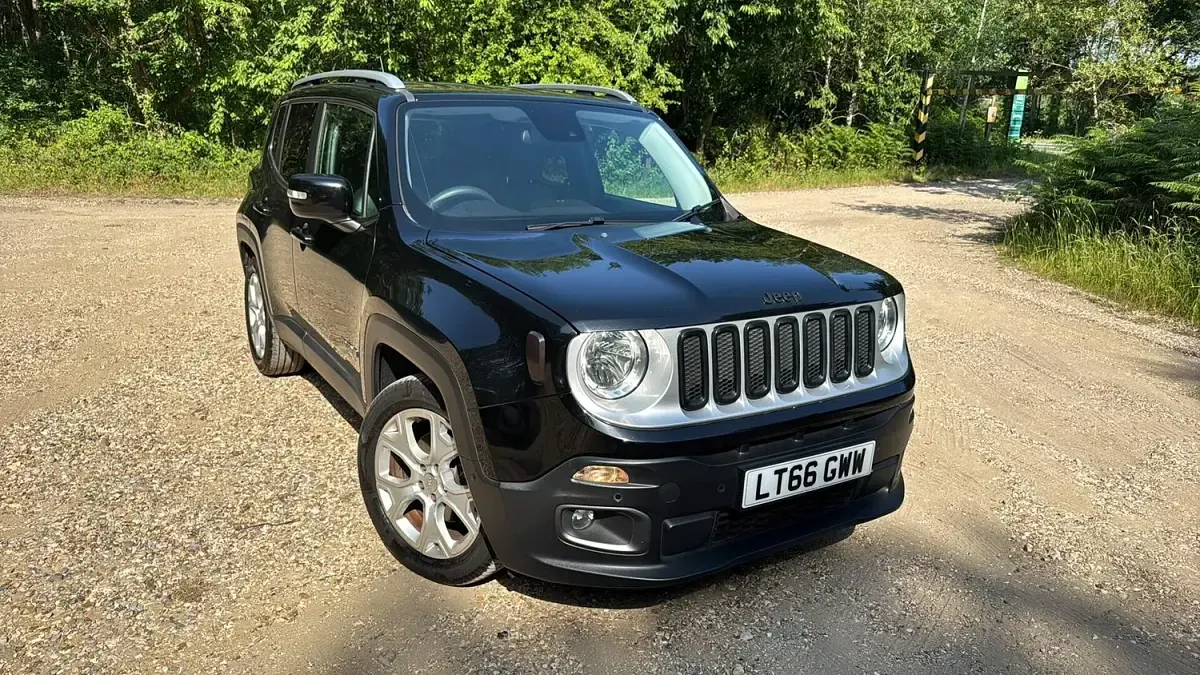 Used Jeep Renegade Limited 170 HP (125 kW) 2016 Black SUV