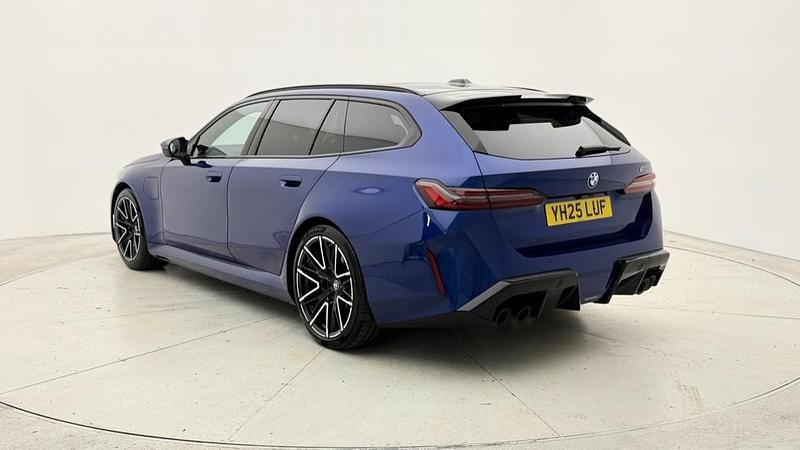 Used BMW M5 Comfort Edition 717 HP (527 kW) 2025 Blue Estate