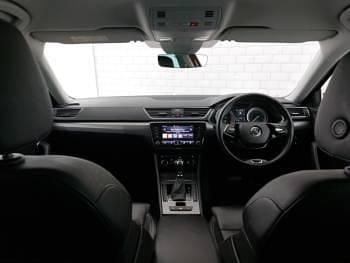 Image 3/4