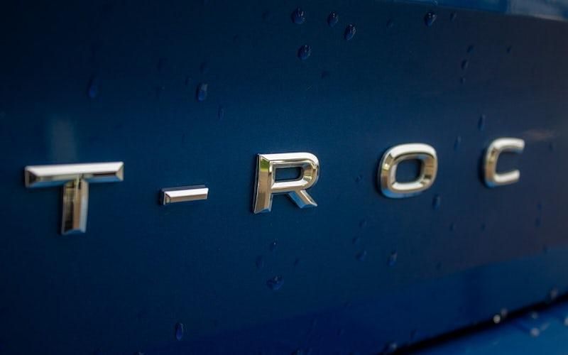 Used VW T-Roc SEL 150 HP (110 kW) 2020 Blue SUV