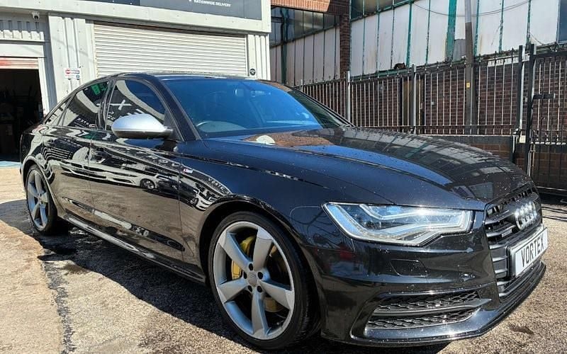 Begagnad Audi A6 Black Edition 313 HK (230 kW) 2014 Svart Sedan
