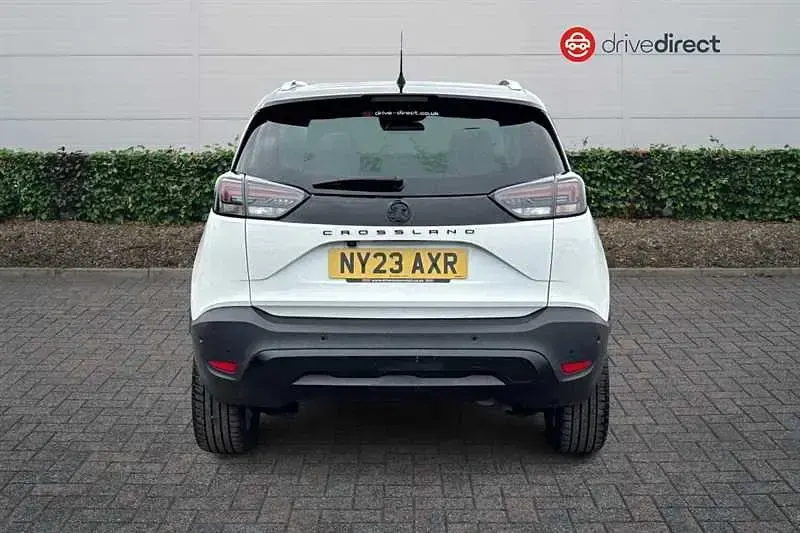 Used Vauxhall Crossland Ultimate 110 HP (80 kW) 2023 White SUV