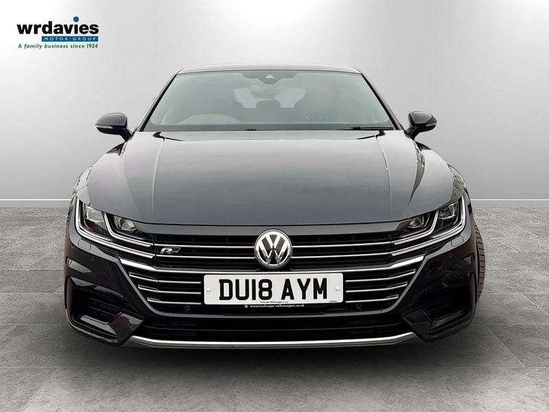 Used VW Arteon R-line 150 HP (110 kW) 2018 Grey metallic Hatchback