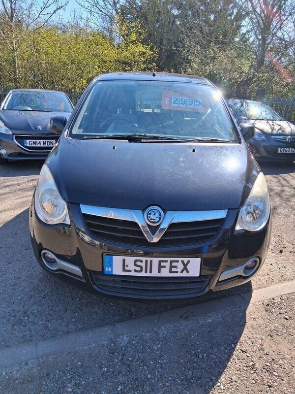 Black Used 2011 Vauxhall Agila S MPV | £2,495 (Fair price) - Image 1/4