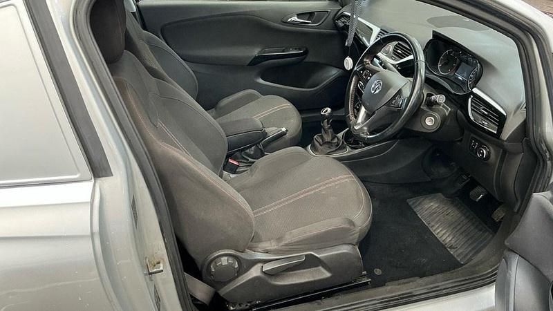Used Vauxhall Corsa Edition 95 HP (69 kW) 2018 Silver Van