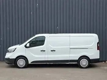 Used Renault Trafic 2024 White MPV