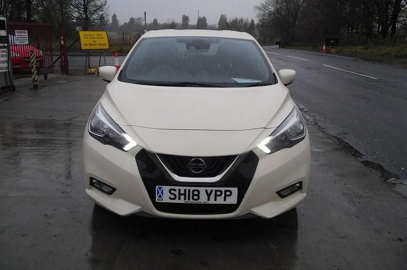 Used Nissan Micra Acenta 71 HP (52 kW) 2018 White Hatchback