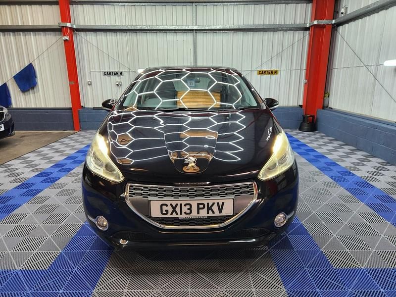 Used Peugeot 208 Allure 82 HP (60 kW) 2013 Black Hatchback