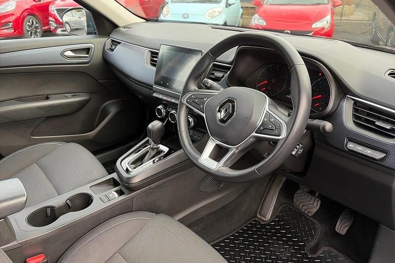 Used Renault Arkana Iconic 140 HP (102 kW) 2022 Blue SUV