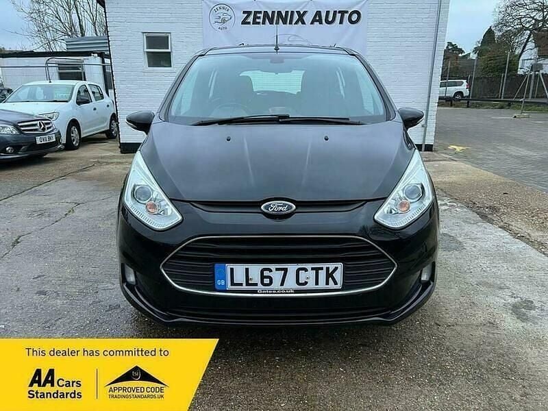 Używany Ford B-MAX Zetec 100 KM (73 kW) 2018 Czarny Minivan
