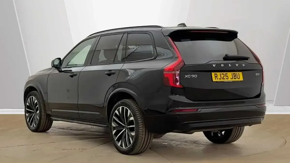 Used Volvo XC90 Ultra 250 HP (183 kW) 2025 SUV