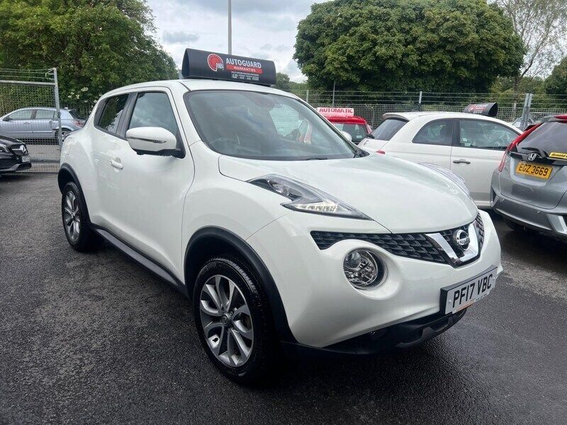 White Used 2017 Nissan Juke Tekna SUV | £10,595 (Fair price) - Image 1/3