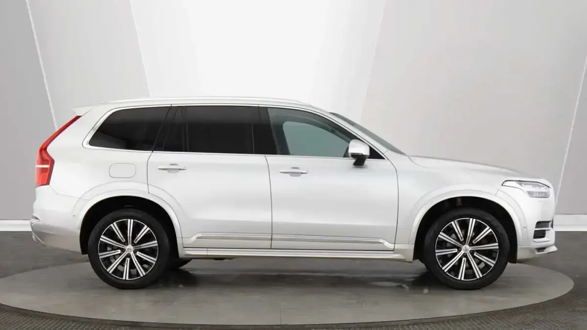 Used Volvo XC90 Inscription 235 HP (172 kW) 2021 Silver SUV