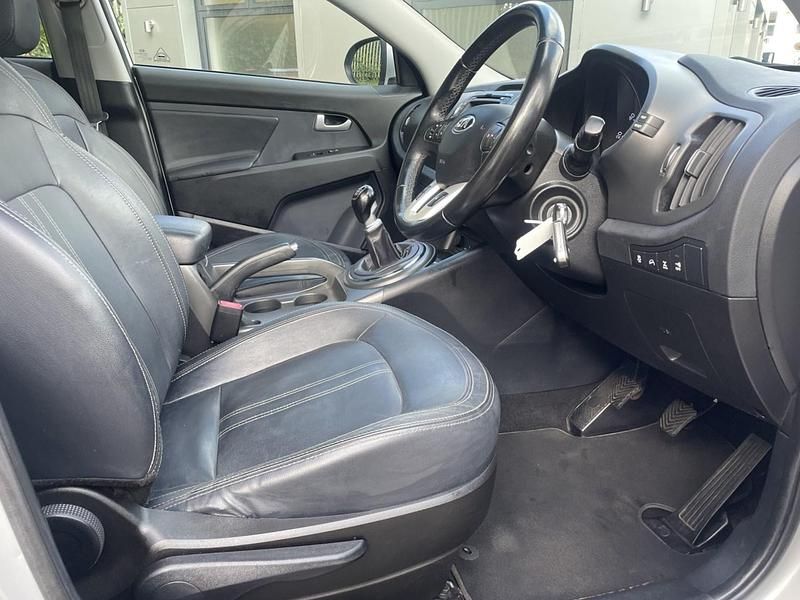 Begagnad Kia Sportage 2012 Silver SUV