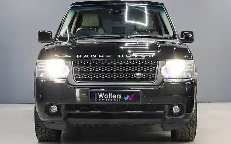 Used Land Rover Range Rover Vogue 313 HP (230 kW) 2011 SUV