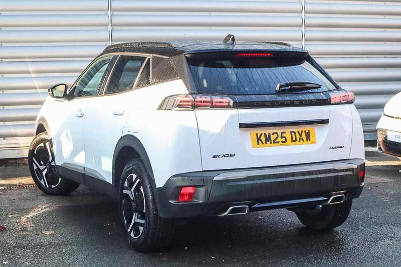 White Used 2025 Peugeot 2008 GT SUV | £19,601 (Good price) - Image 1/4