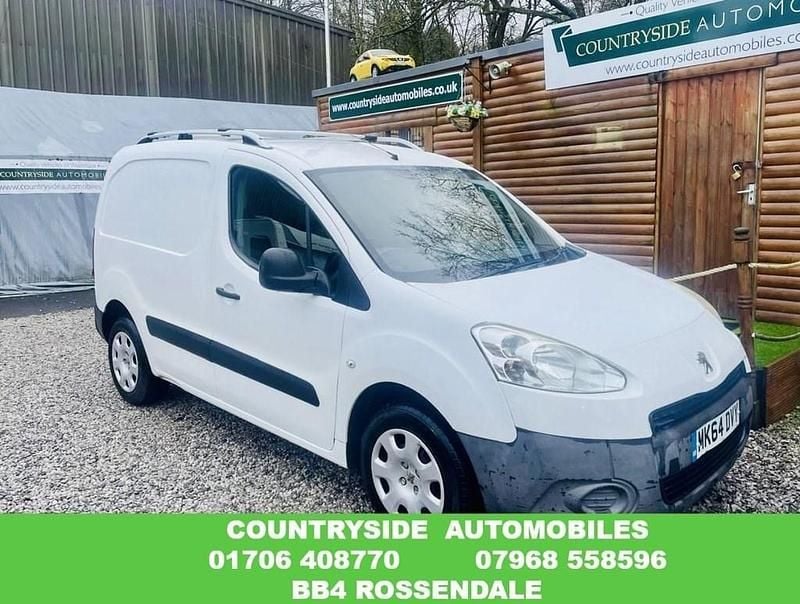 Used Peugeot Partner S 90 HP (66 kW) 2014 White MPV