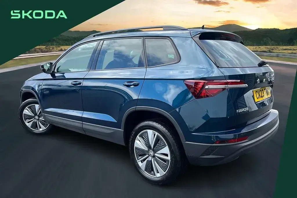 Second-hand Skoda Karoq SE Drive 147 CP (108 kW) 2023 Albastru SUV