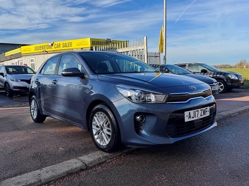 Used Kia Rio 76 HP (55 kW) 2017 Blue Hatchback