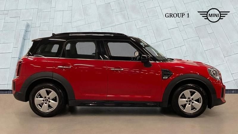 Used Mini Cooper Countryman Classic 134 HP (98 kW) 2021 Red SUV