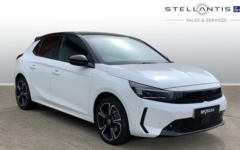 Used Vauxhall Corsa S 131 HP (96 kW) 2024 White Hatchback