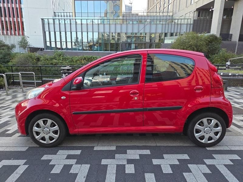 Red Used 2009 Peugeot 107 Hatchback | £1,150 (Fair price) - Image 1/4