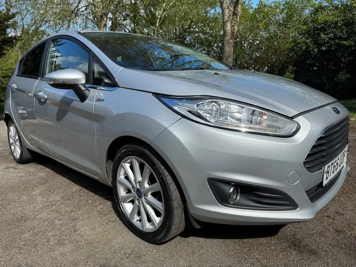 Used Ford Fiesta Titanium 2017 Silver Hatchback
