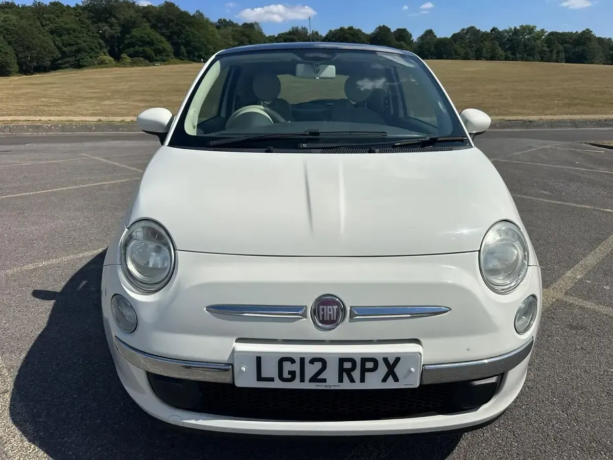 Used Fiat 500 Lounge 69 HP (50 kW) 2012 White Hatchback