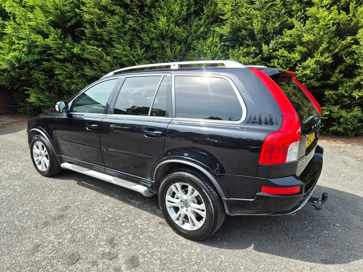 Used Volvo XC90 SE Lux 200 HP (147 kW) 2012 Black SUV