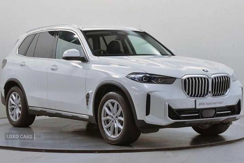 White Used 2025 BMW X5 xLine SUV | £52,995 (Super price) - Image 1/1