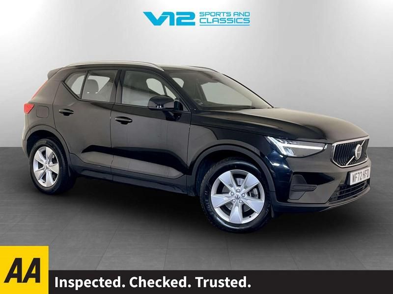 Begagnad Volvo XC40 Core 190 HK (139 kW) 2022 Svart SUV