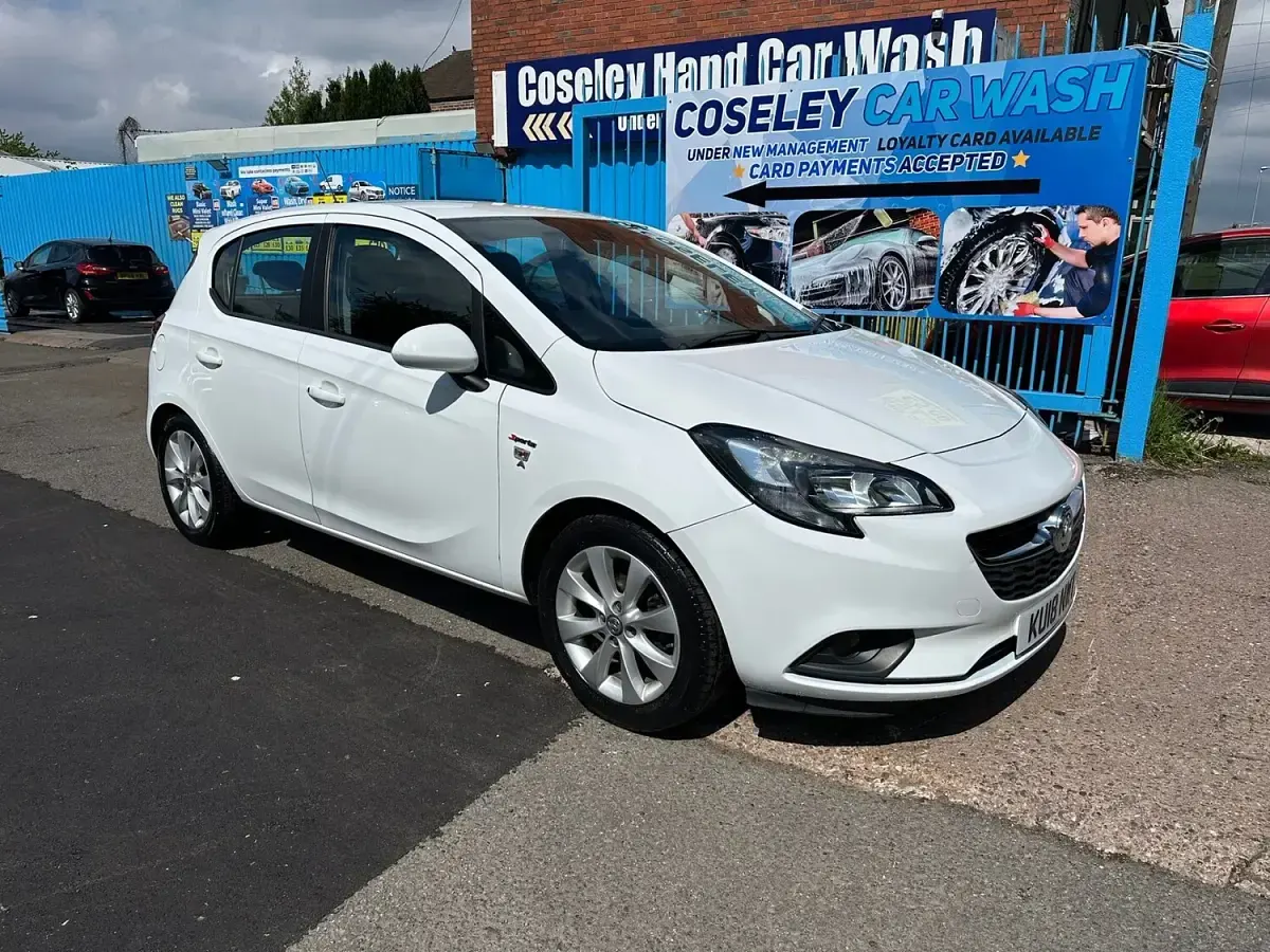 Used Vauxhall Corsa 2018 White Hatchback