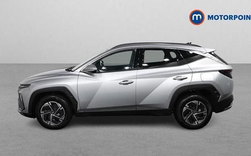 Used Hyundai Tucson Advanced 160 HP (117 kW) 2025 Silver SUV