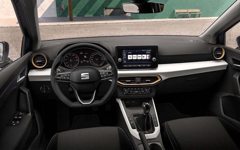 New Seat Arona SE Technology 95 HP (69 kW) 2025 Mountain green with grey roof SUV